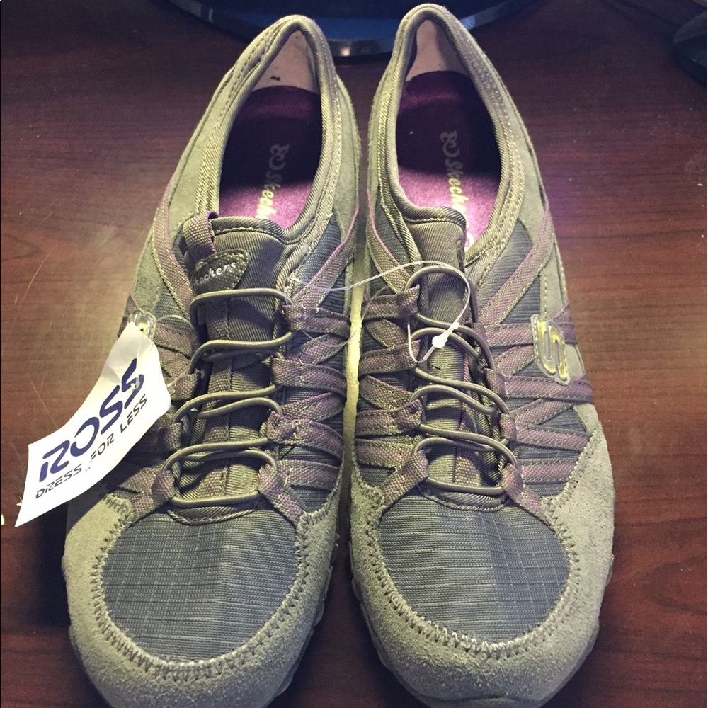 SKECHERS SOLE ATTRACTN GRY LEATHER UPPERS 9 1/2.