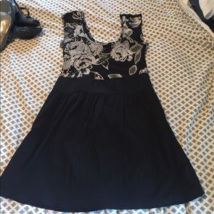 Express dress black and floral Size 10
