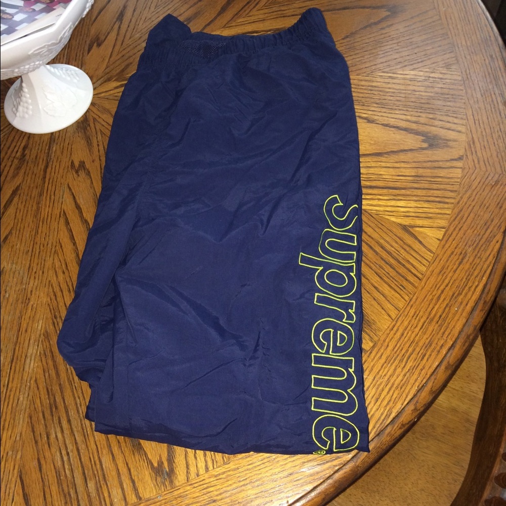 Supreme Track Pants !