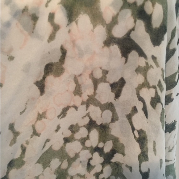 Spring Chiffon Tank - Picture 3 of 4