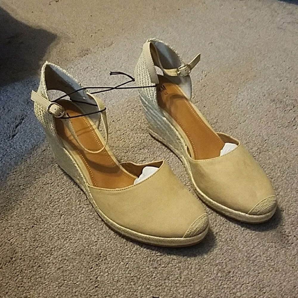 H & M Wedge heels