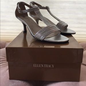 •SALE• NEW Ellen Tracy silver heel sandals