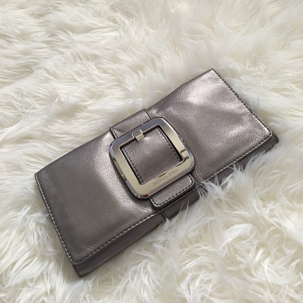 Michael Kors Clutch