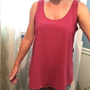 *CLOSET CLEAN OUT* Pink loose fit sleeveless top