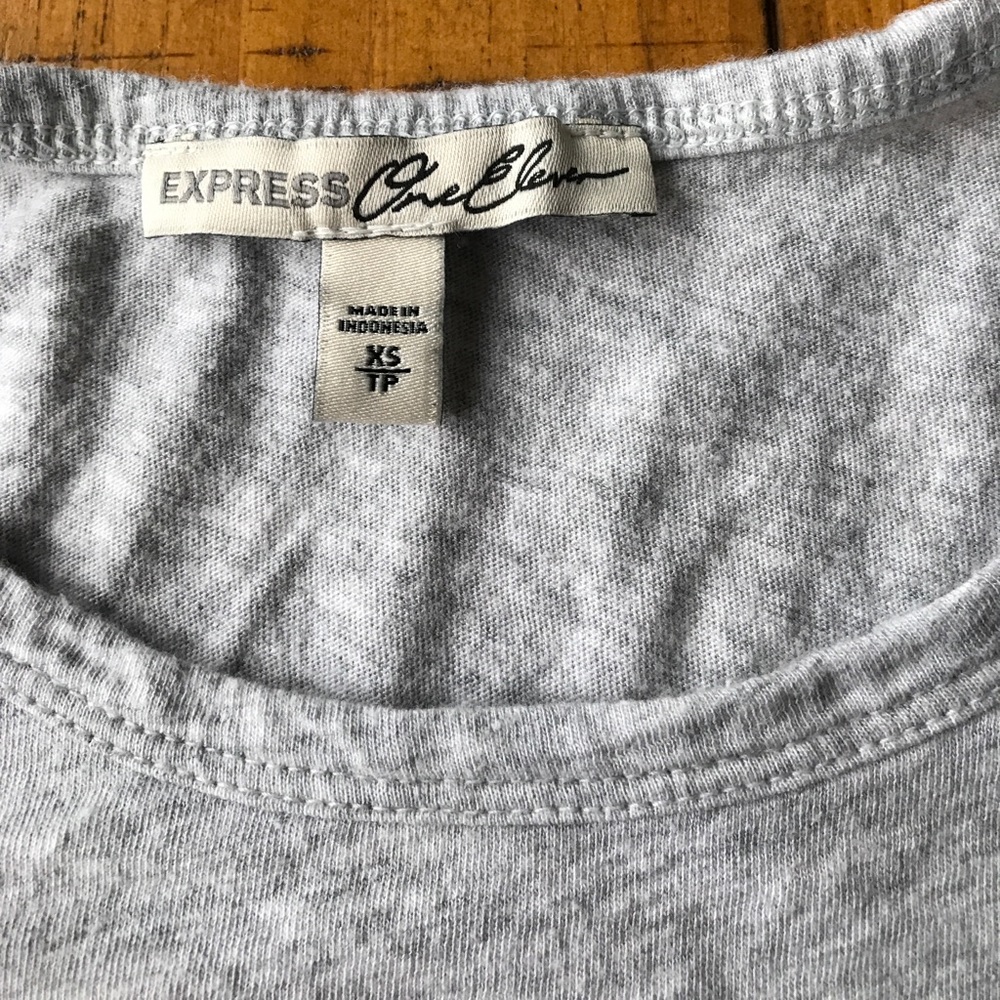 Express top - Picture 2 of 2