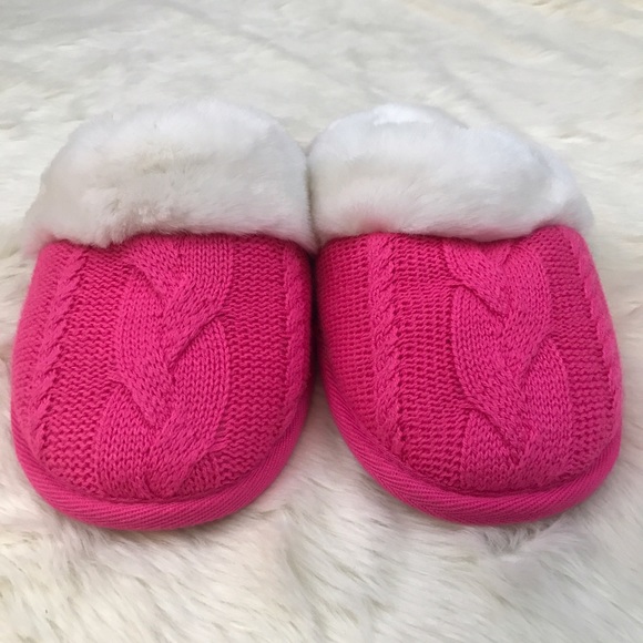 vs pink slippers 59 s secret shoes pink faux fur slippers vs pink slippers 59 s secret shoes pink faux fur slippers