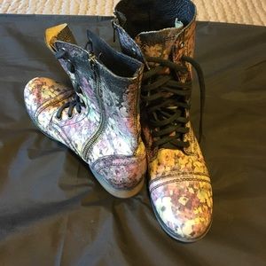 Steve Madden BLOMM Combat Boots