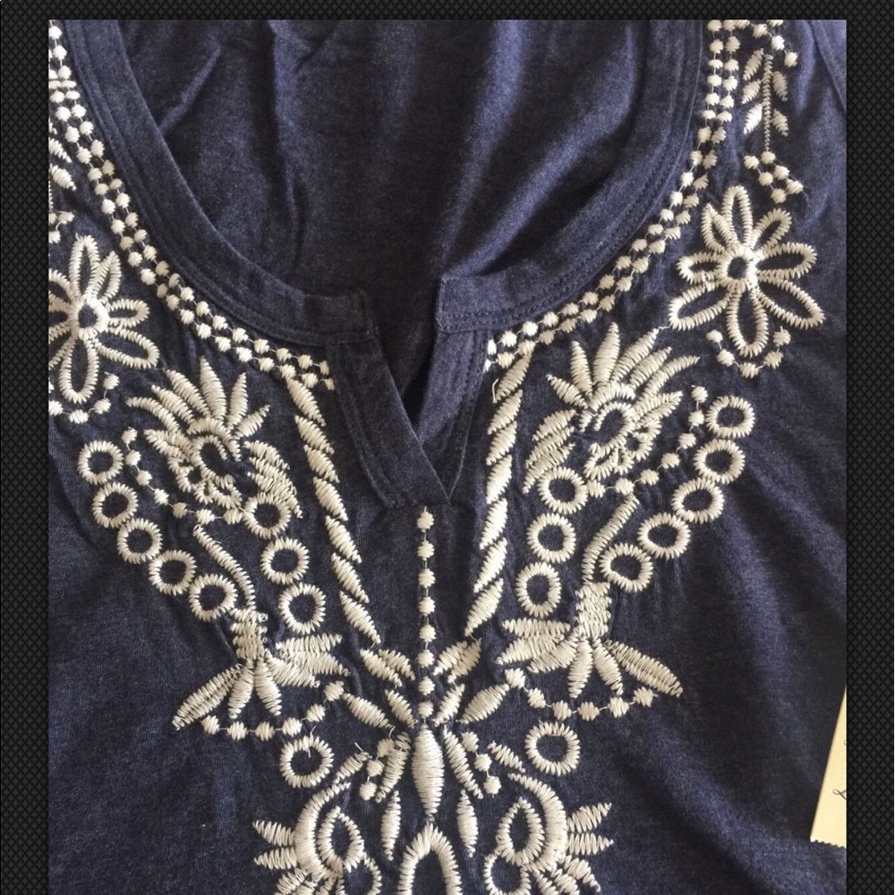 Lucky Brand Women's Embroidered Blue Camisole.