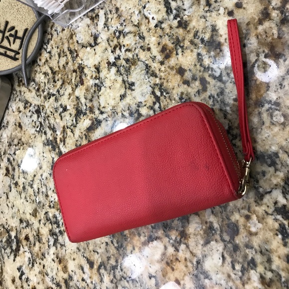 Red Wallet - Picture 2 of 6