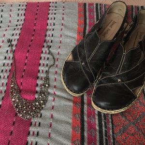 Josef Seibel Black Leather flats