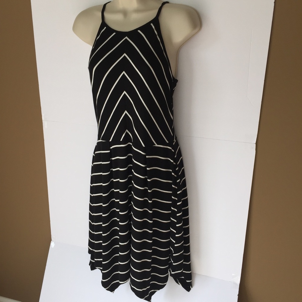Sleeveless black & white stripe asymmetrical dress