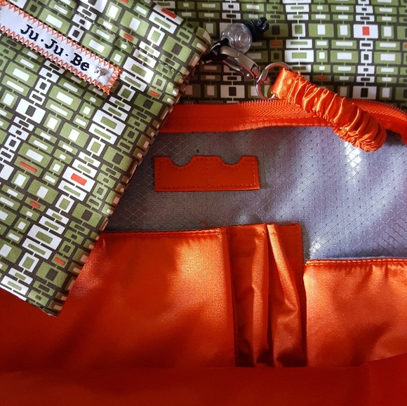 Ju-Ju-Be GigaBe Laptop Carrier, Jungle Maze - Picture 3 of 5