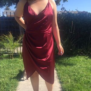 Fashion Nova burgundy Mid Dress