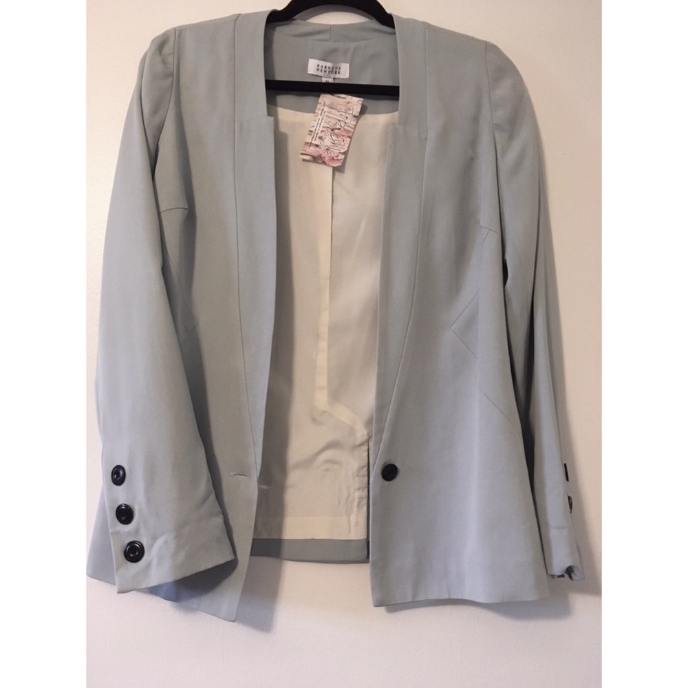 NWT Barneys New York