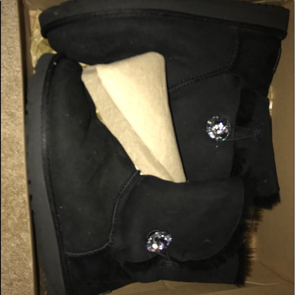 Bailey Button Uggs.