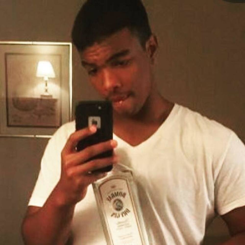 Meet your Posher, Quam
