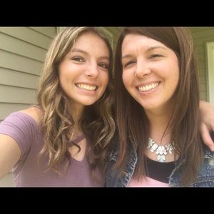 Meet your Posher, Marissa