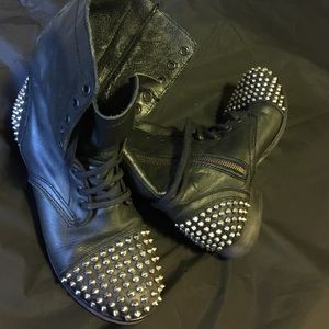 Steve Madden TARNNEY Combat Boots