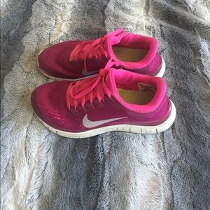 Women's Nike Free 3.0 running shoe size 5.