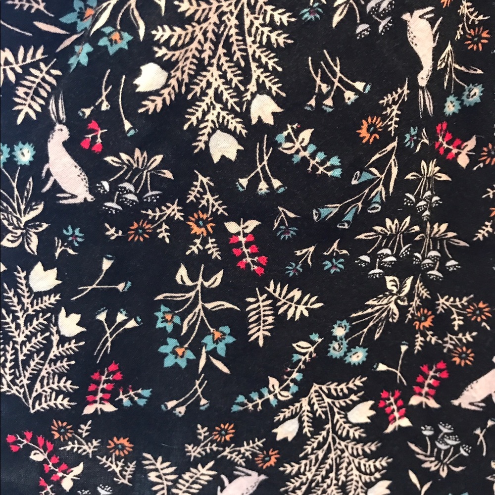 Women’s Old Navy Bunny Shirt Size XS - Picture 2 of 4