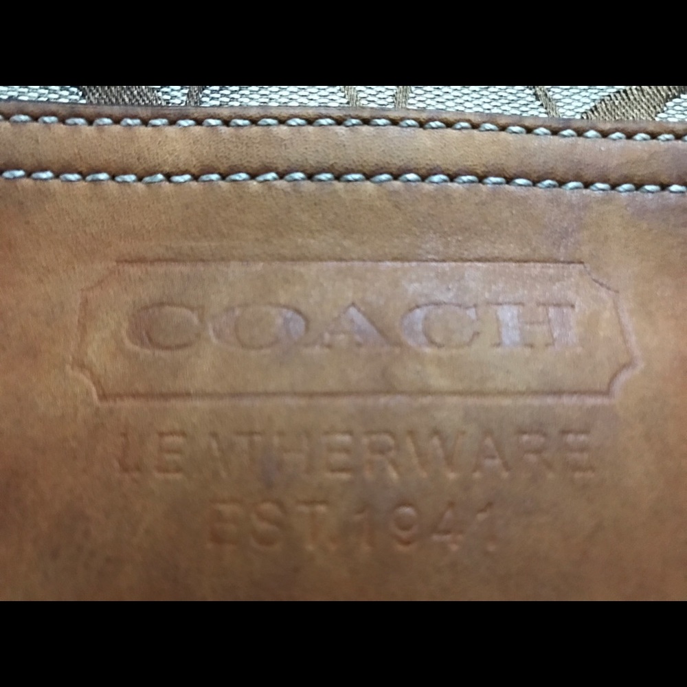 Vintage Coach Signature Bag with Dustbag - Picture 2 of 8