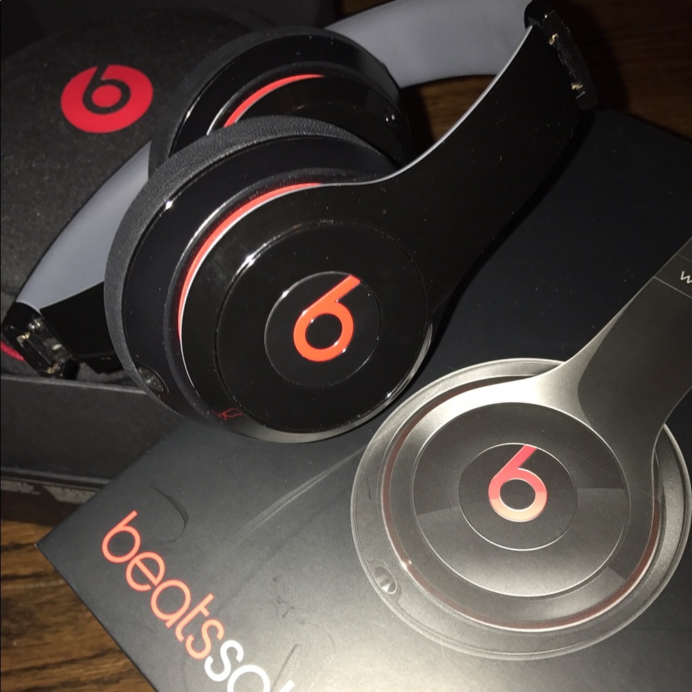 Beat Solo 2 Wireless Black