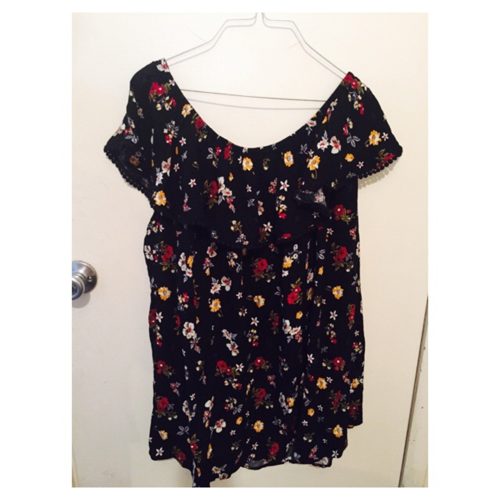 Ladies Floral Top