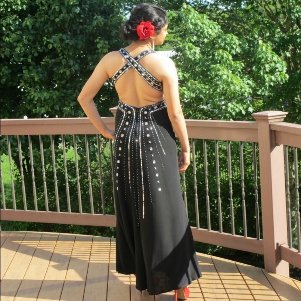 Black Backless Gown