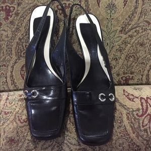 Sophisticated black Eadasha Enzo Angiolini Heels