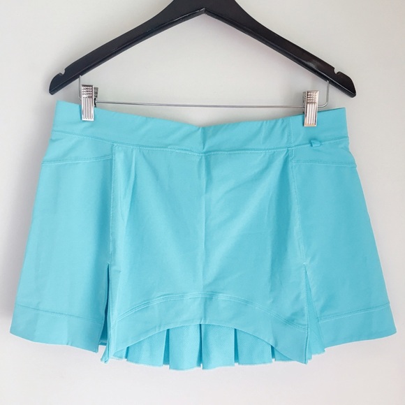 Nike tennis skirt w built in shorts - Picture 2 of 2