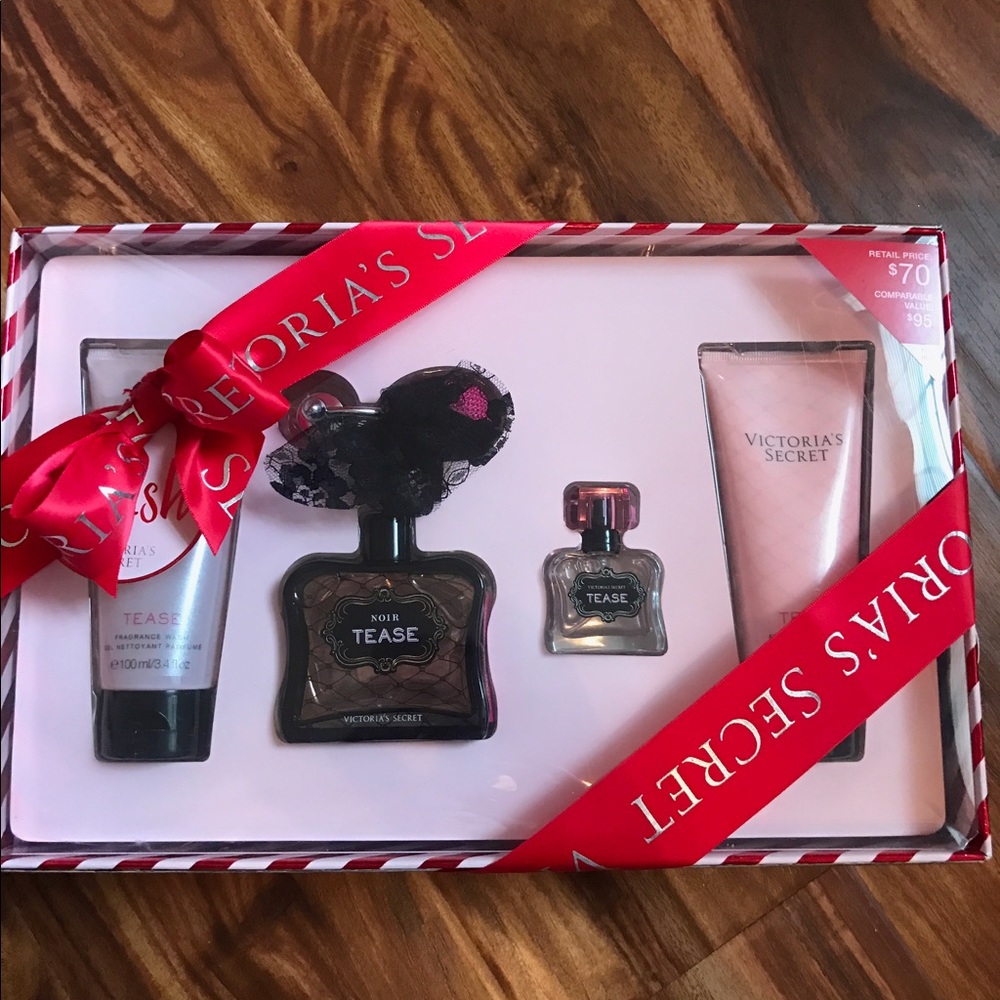 Victoria secret tease set