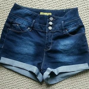 NWOT High waisted Jean shorts