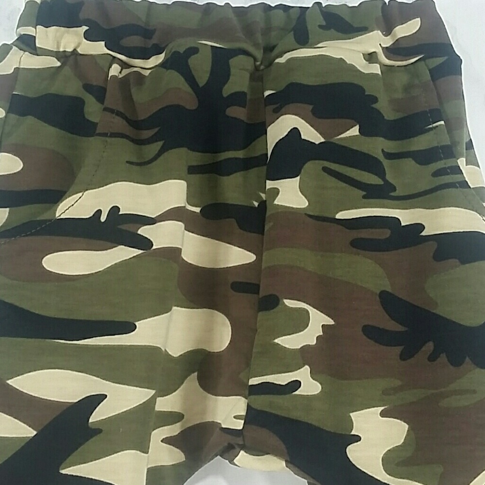Green Camo 2 pc set. Kids :) - Picture 7 of 8