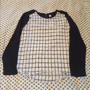 Old Navy dress shirt. Black and white.