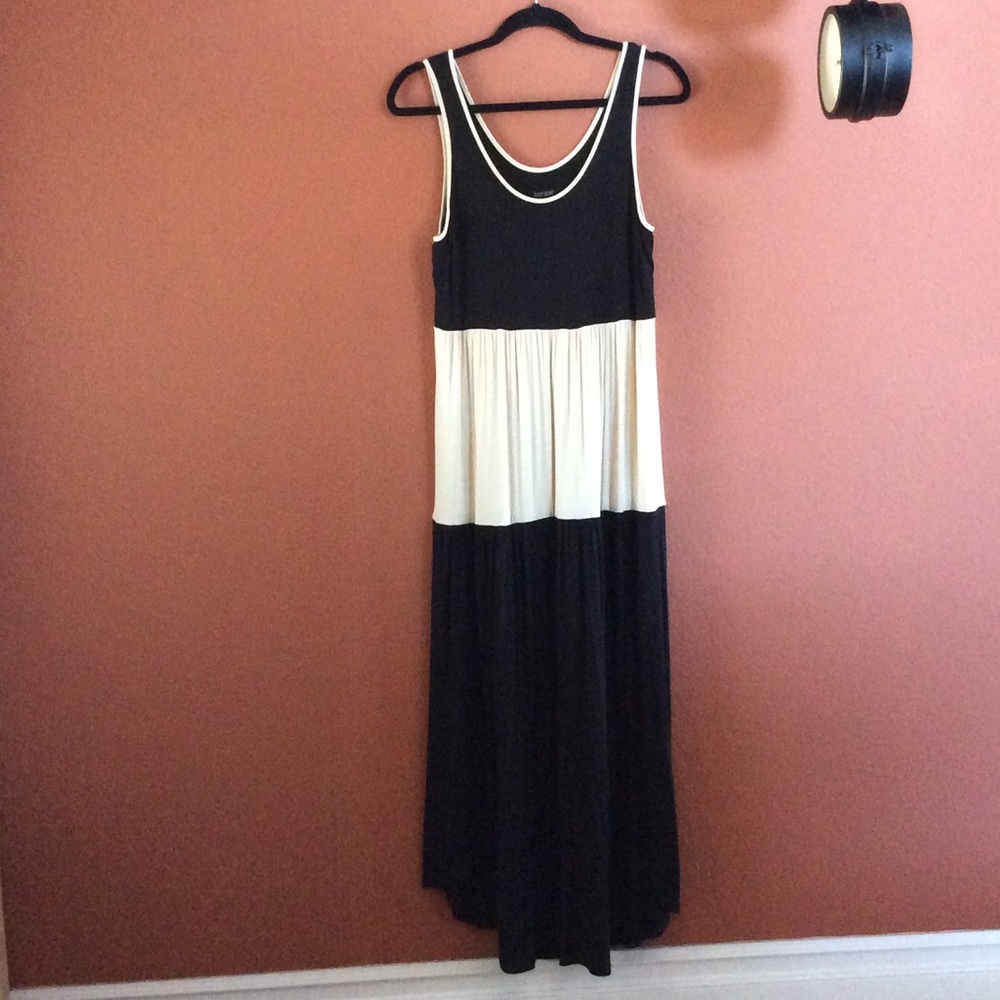 Kensie - black & beige high low maxi dress