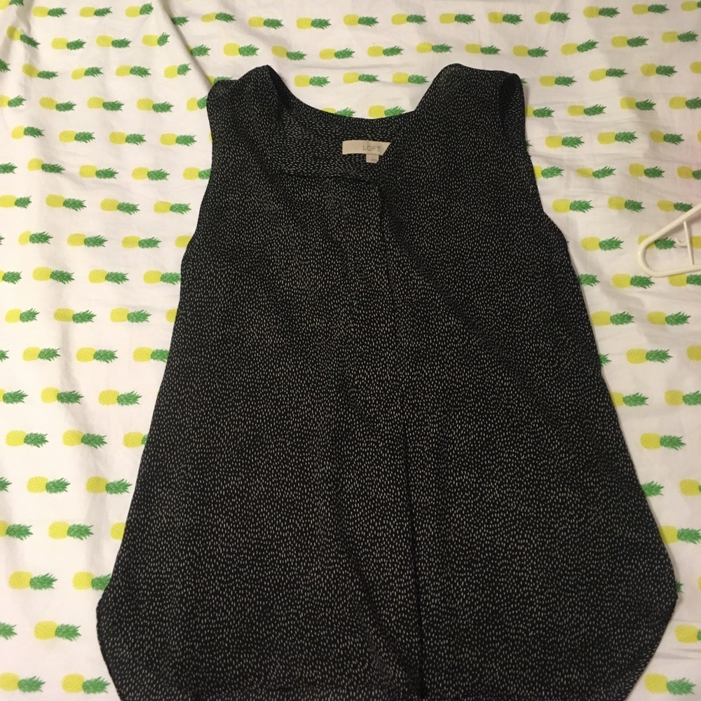 Loft sleeveless blouse