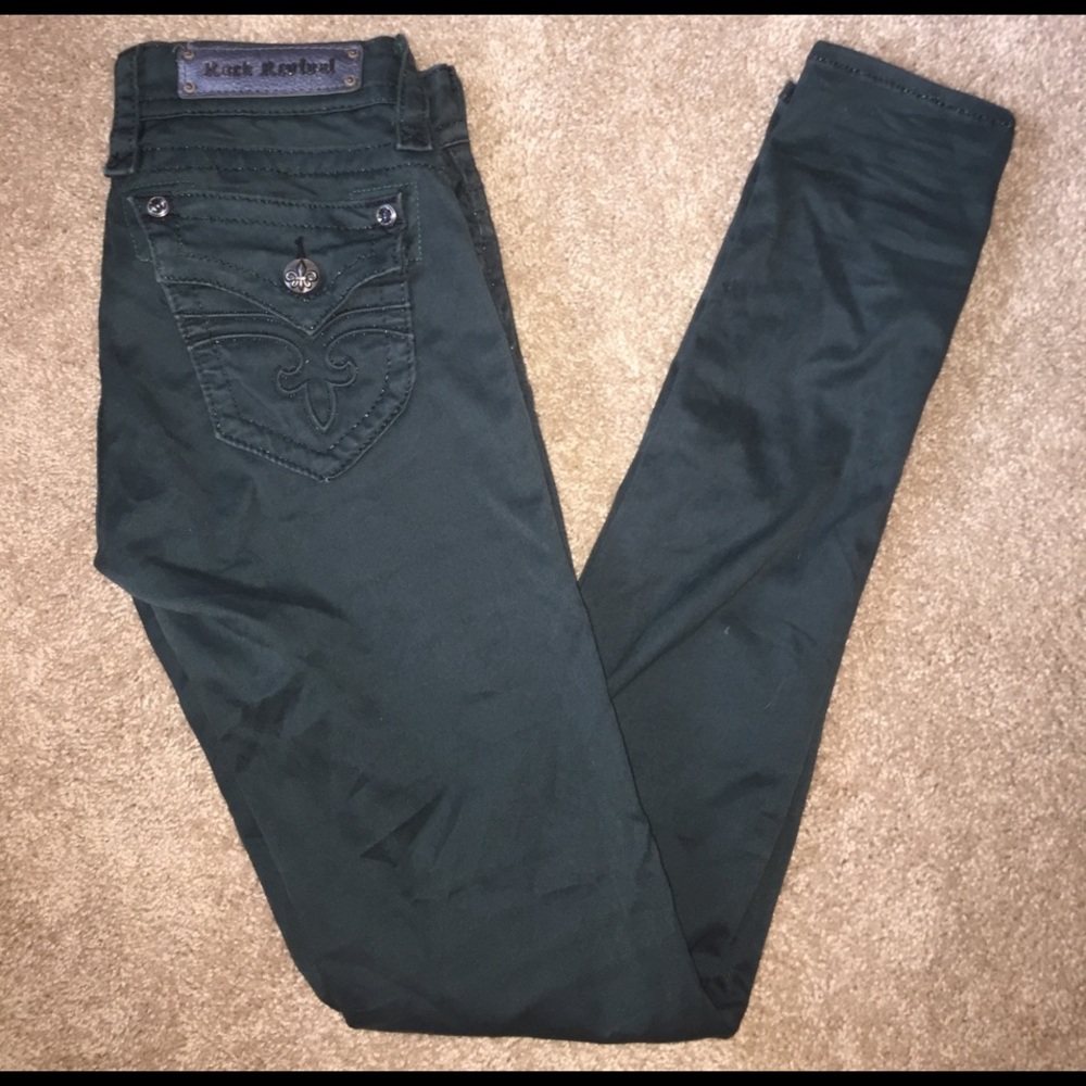 Rock Revival Olive Skinny Jeans!