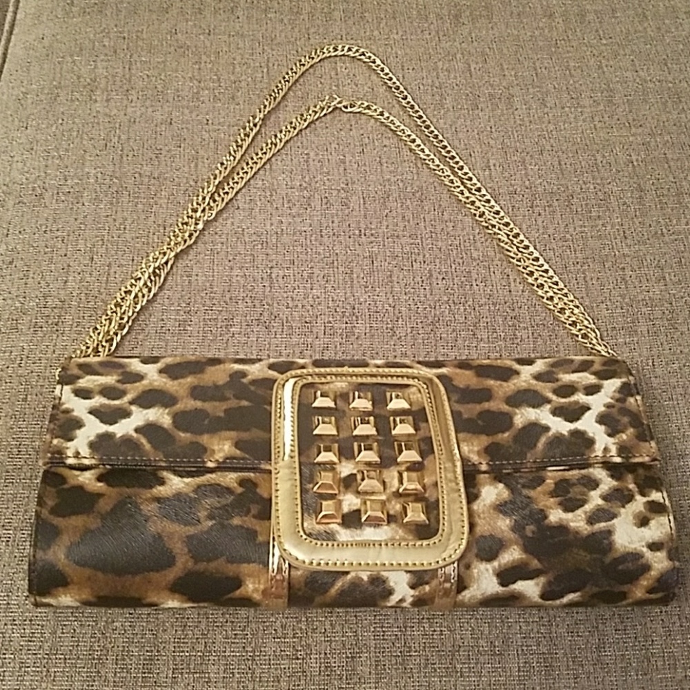 Animal print, double chained bag. Gold stud detail