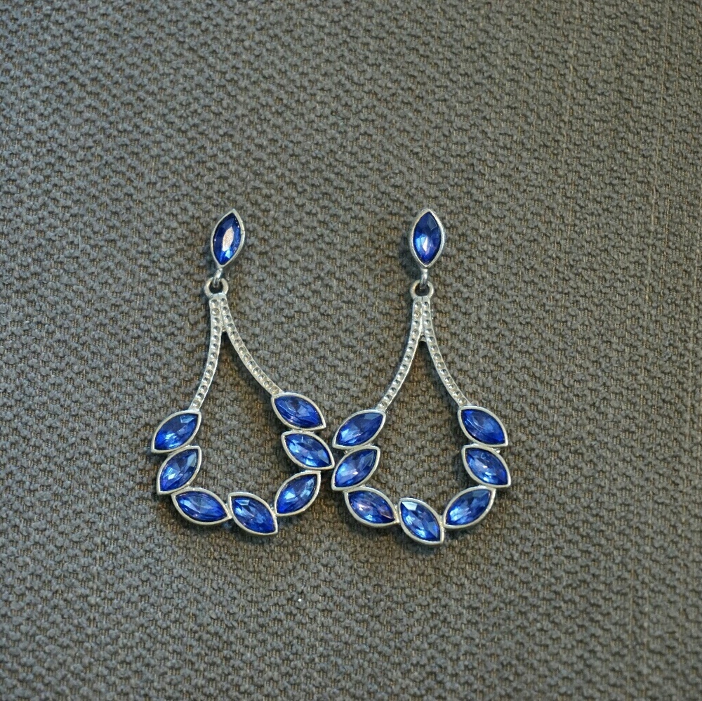 blue earring