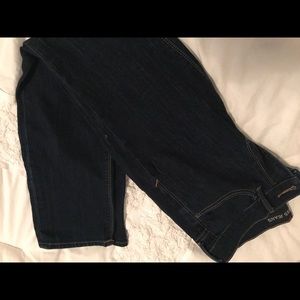 4 Short Express Skinny Jean