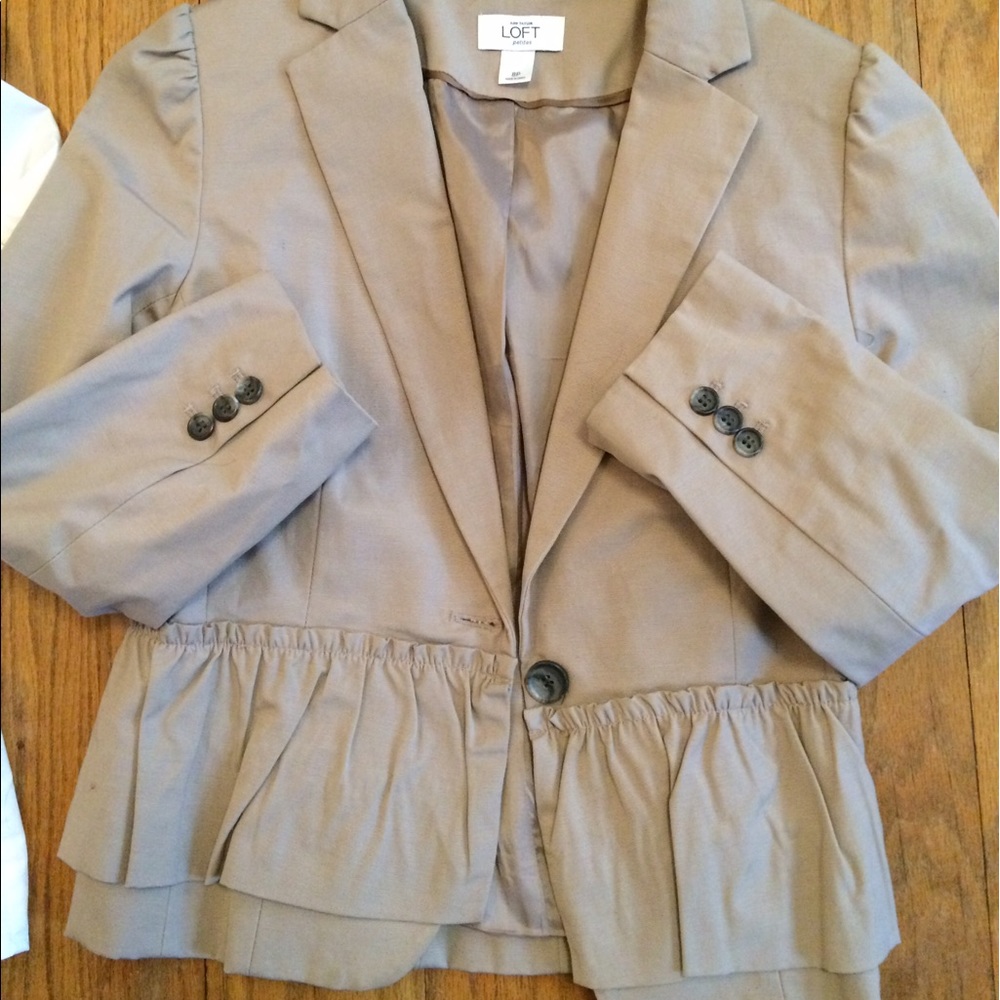 The Loft - Tan ruffled suit jacket. EUC.
