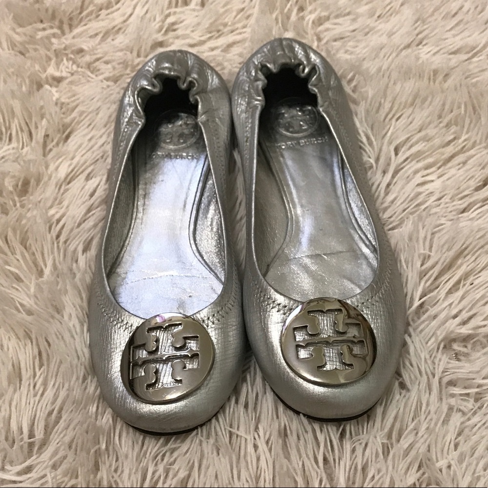 Tory burch silver flats