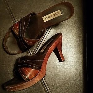 Steve Madden wooden sandals