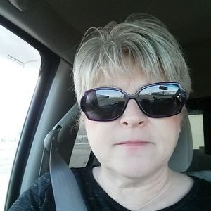 Meet your Posher, Jeanne