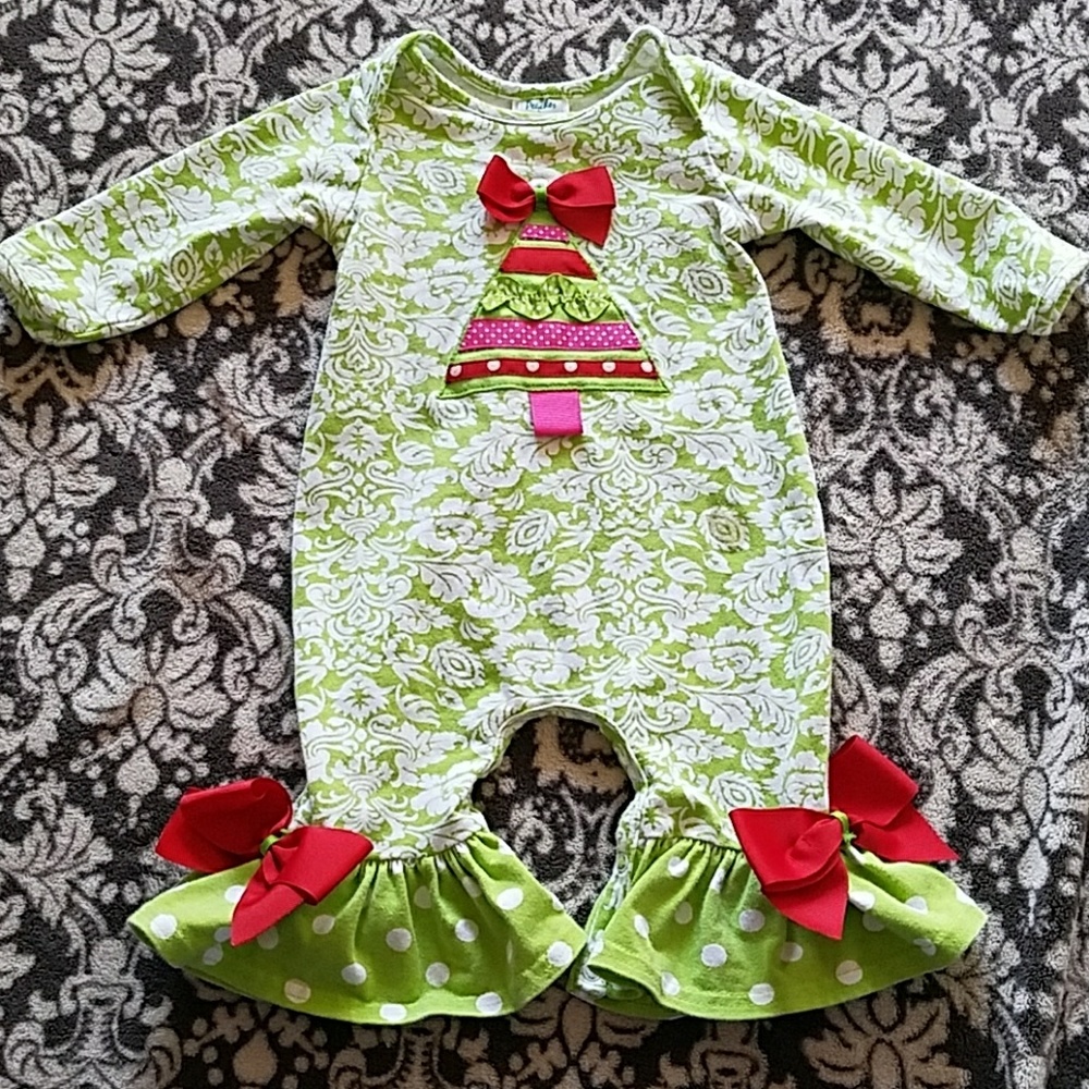Christmas Peaches and Cream jumper