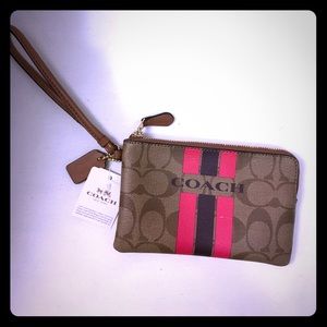 New with tags coach wristlet