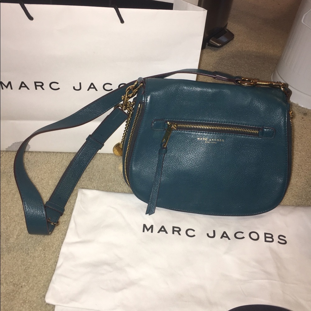 MARC JACOBS MEDIUM SADDLE BAG NY EXCLUSIVE