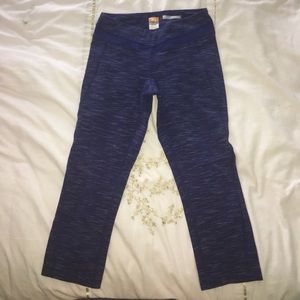 Lucy women's studio hatha Capri leggings