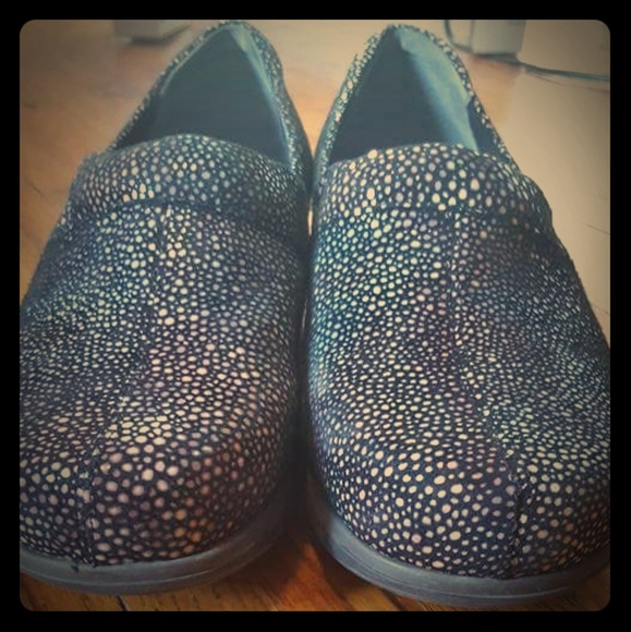 SOLD ON FB 7-10-17 Grey's Anatomy Meredith Shoes - Picture 3 of 8