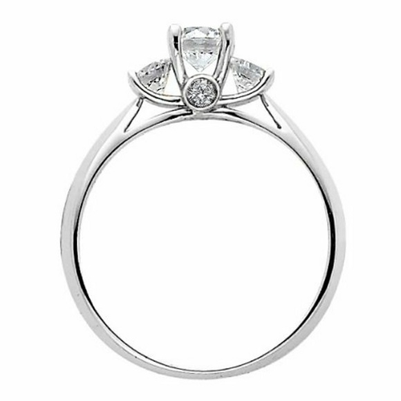 14k Solid White Gold 3 stone Engagement Ring - Picture 2 of 13